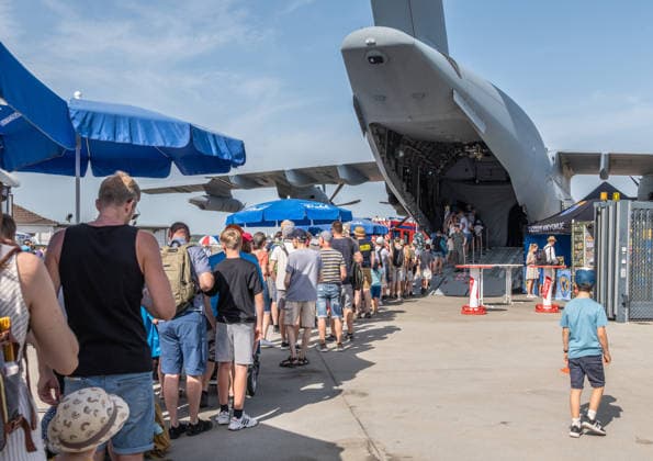 Baden-Württemberg, Flugwochenende DO DAYS in Friedrichshafen