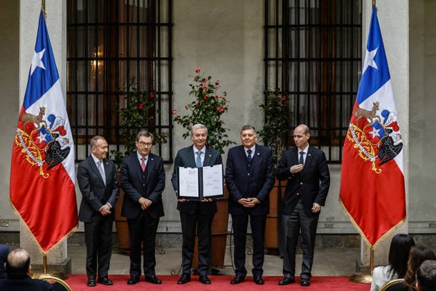 Chile, Jose Antonio Kast leitet Unterzeichnung Verfassungsreformgesetzes der Agenda gegen organisierte Kriminalität in Santiago