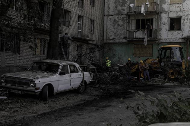 Ukraine-Krieg, Schäden durch russischen Drohnenangriff auf Saporischschja