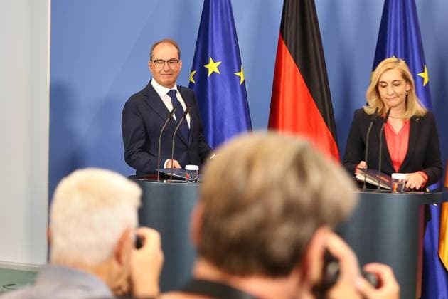 Berlin, Nina Warken und Alexander Dobrindt Pressekonferenz