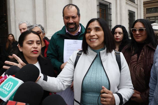 Chile, Wohnkomitees übergeben Brief an Präsidenten und fordern Rücknahme der OGUC-Änderung in Santiago