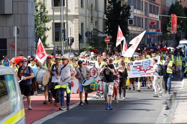 Frankfurt am Main, Verdi-Warnstreik im Einzelhandel