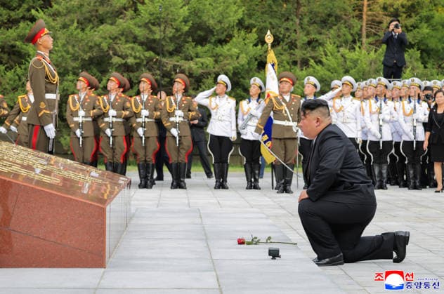 Nordkorea, Kim Jong Un bei Gedenken zum Tag der Befreiung in Pjöngjang