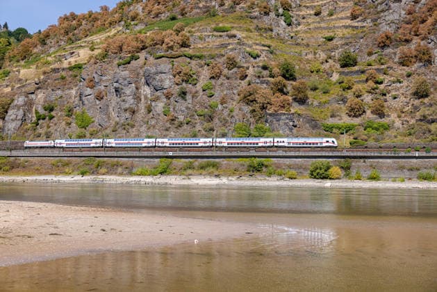 Rheinland-Pfalz, Niedrigwasser am Rhein, Eindrücke aus Kaub