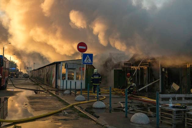 Ukraine-Krieg, Angriff auf Buchmarkt in Kyjiw