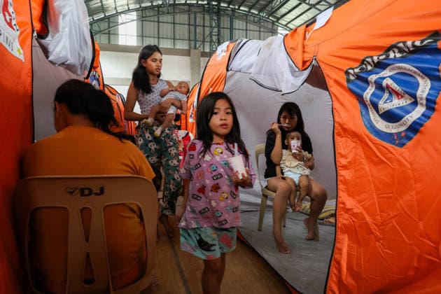 Philippinen, Überschwemmungen nach Monsunregen in Quezon City