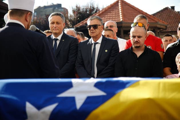 Bosnien und Herzegowina, Trauerfeier für am Elbrus verunglückte Bergsteiger in Zenica