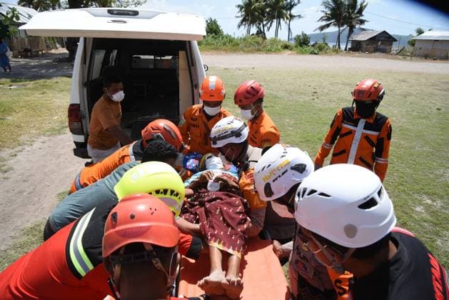 Indonesien, Eindrücke nach dem schweren Erdbeben