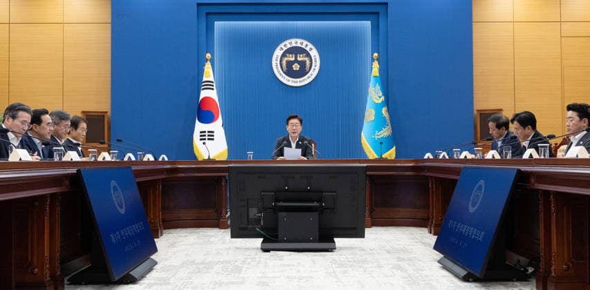 Südkorea, Lee Jae Myung leitet Sitzung in Seoul
