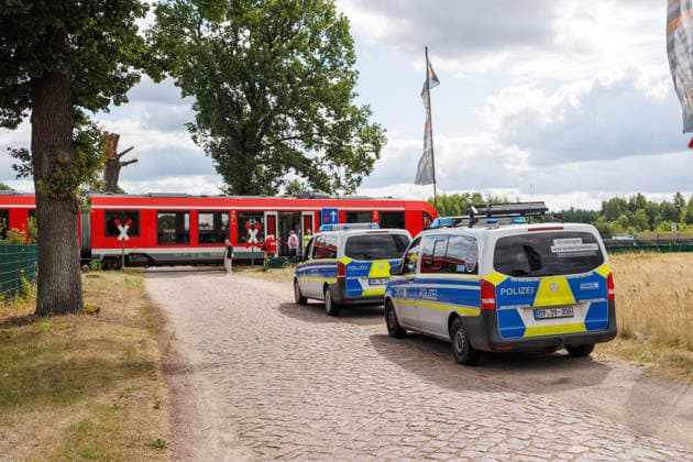 Mecklenburg-Vorpommern, Zugunfall in Eggesin in der Wiesenstraße