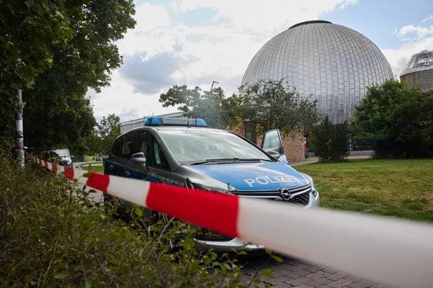 Berlin, Tote Frau am Zeiss-Großplanetarium gefunden