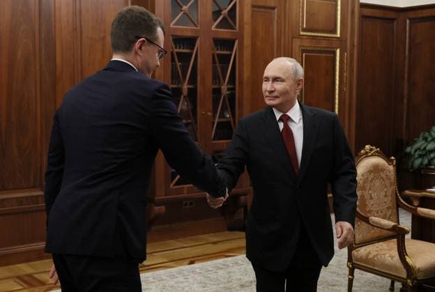 Russland, Wladimir Putin während Interview in Moskau