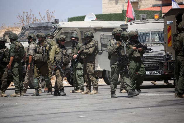 Nahostkonflikt, Westjordanland, Israelische Soldaten führen Razzia im Flüchtlinglasger Askar in Nablus durch