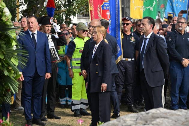Italien, Giorgia Meloni in Amatrice bei Gedenkzeremonie zum 10. Jahrestag des Erdbebens in Mittelitalien