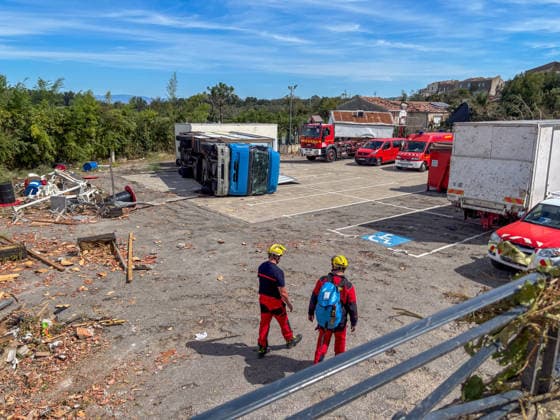 Frankreich, Schäden nach Tornado in der Gemeinde Pomas im Departement Aude