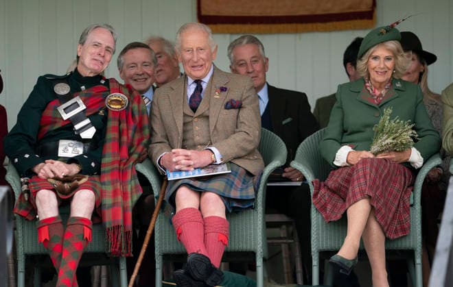 Royals, König Charles III. und Königin Camilla besuchen die Braemar Highland Games
