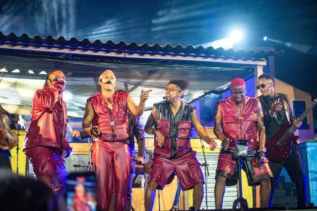 Musik, Os Cria Konzert in Rio de Janeiro