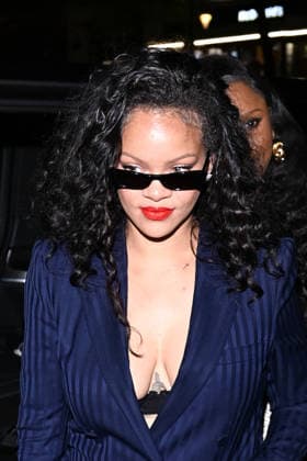 Celebrity, Rihanna unterwegs in Paris