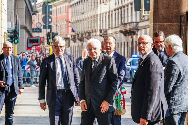 Italien, Sergio Mattarella bei Feier zum 120-jährigen CGIL-Jubiläum in Mailand