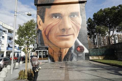 Neapel, Konterfei von Pier Paolo Pasolini an einer Hauswand