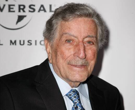 Tony Bennett, 100. Geburtstag am 3. August - 2023 verstorben