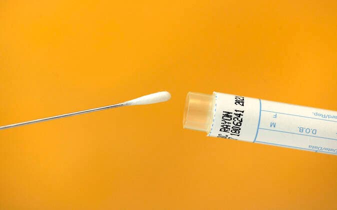 Coronavirus, Symbolfotos Abstrichtest