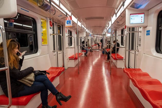 Coronavirus in Italien, Leere im öffentlichen Nahverkehr