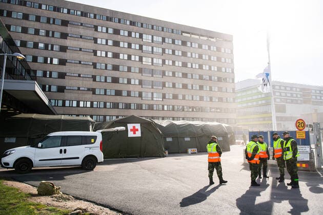 Coronavirus in Schweden, Aufbau von Feldkrankenhäusern in Stockholm und Göteborg
