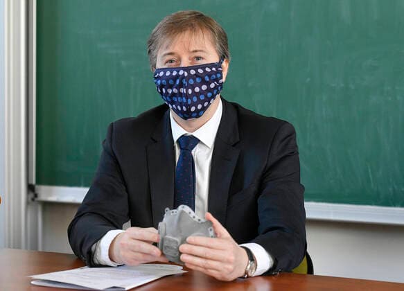 Coronavirus in Tschechien, Westböhmische Universität in Pilsen entwickelt 3D Print Atemschutzmaske