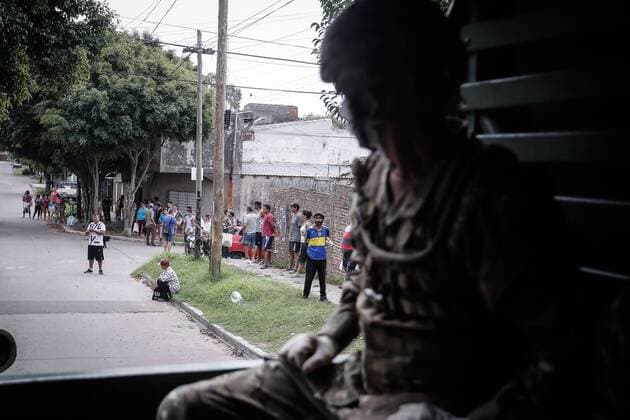 Coronavirus in Argentinien, Soldaten überwachen Einhaltung der Ausgangssperre