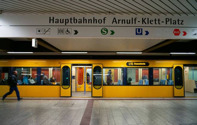 Coronavirus, Nahverkehr brechen die Ticket-Erlöse weg