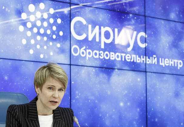 Coronavirus in Russland, Pressekonferenz der Internetplattform für Online-Unterricht Sirius