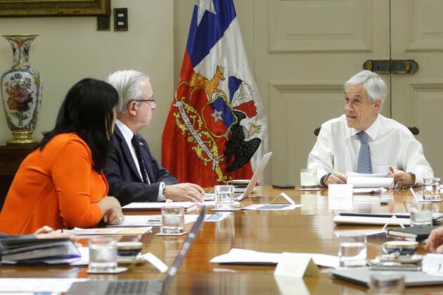 Coronavirus in Chile, Krisensitzung mit Sebastian Pinera in Santiago