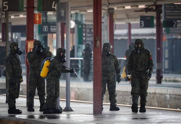 Coronavirus in Spanien, Militärische Notfalleinheit der spanischen Armee UME im Einsatz