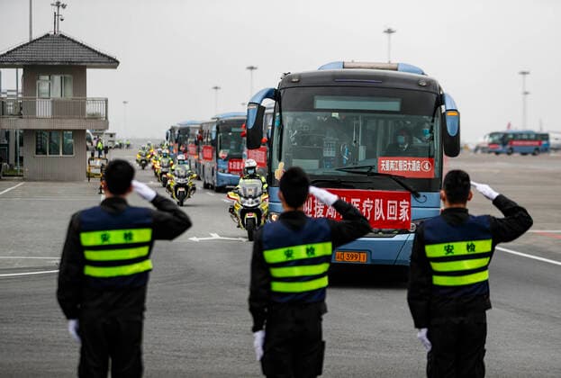 Coronavirus in China, Medizinisches Personal kehrt aus Wuhan nach Chongqing zurück