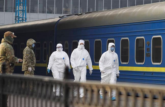 Coronavirus in der Ukraine, Sonderzug nach Moskau bringt Staatsbürger beider Länder in die Heimat