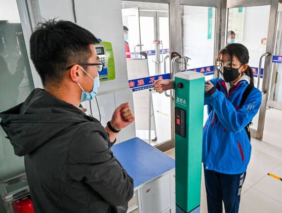 Coronavirus in China, Sicherheitsmaßnahmen an einer Schule in Hohhot