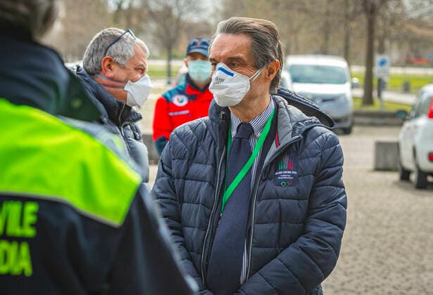 Coronavirus in Italien, Attilio Fontana besucht Krankenhaus in Bergamo