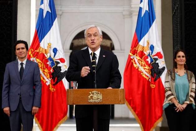 Coronavirus in Chile, Krisensitzung mit Sebastian Pinera in Santiago