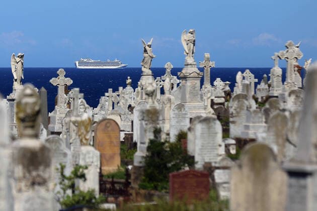 Coronavirus in Australien, Kreuzfahrtschiff Ruby Princess ankert vor Sydney