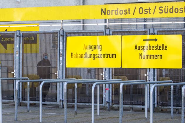 Coronavirus, Signal Iduna Park wird zu Behandlungszentrum in Dortmund
