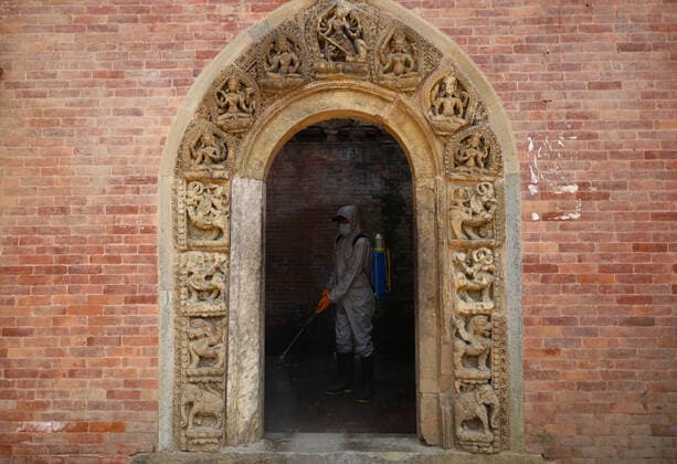 Coronavirus in Nepal, Desinfektion in Lalitpur