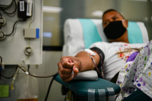 Coronavirus in Thailand, Wiedergenesene spenden Blut in Bangkok