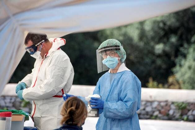 Coronavirus in Spanien, Testeinrichtung in Ciutadella auf Menorca