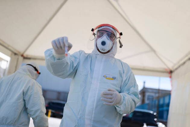 Coronavirus in Italien, Test-Zentrum in Neapel