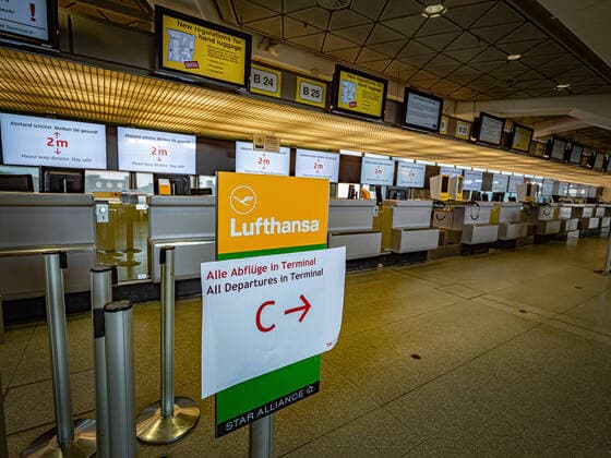 Coronavirus in Berlin, Leere am Flughafen Tegel