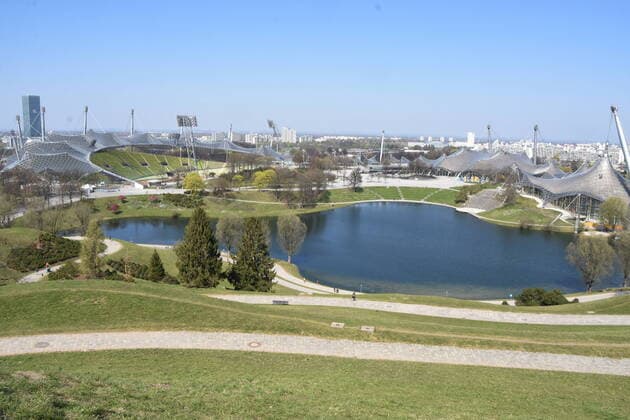 Coronavirus in München, Leere im Olympiapark