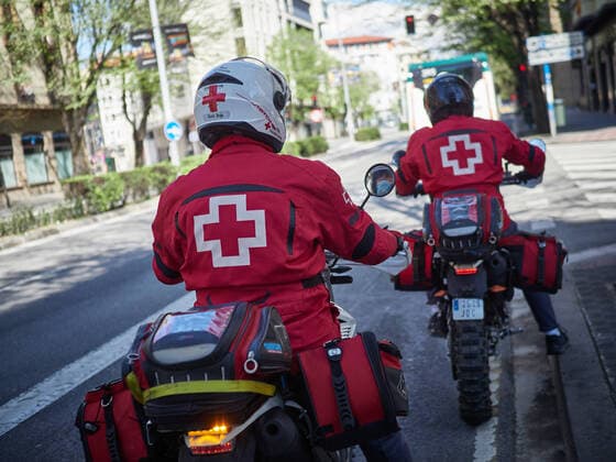 Coronavirus in Spanien, Rotkreuz-Motorradhelfer in Pamplona