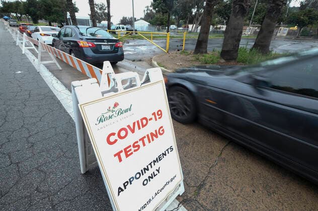 Coronavirus in den USA, Drive-Through COVID-19 Testing in Los Angeles