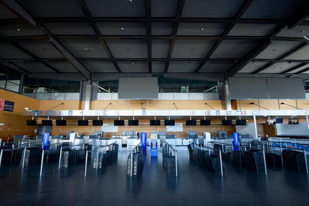 Coronavirus in Belgien, Menschenleerer Flughafen Brüssel-Charleroi